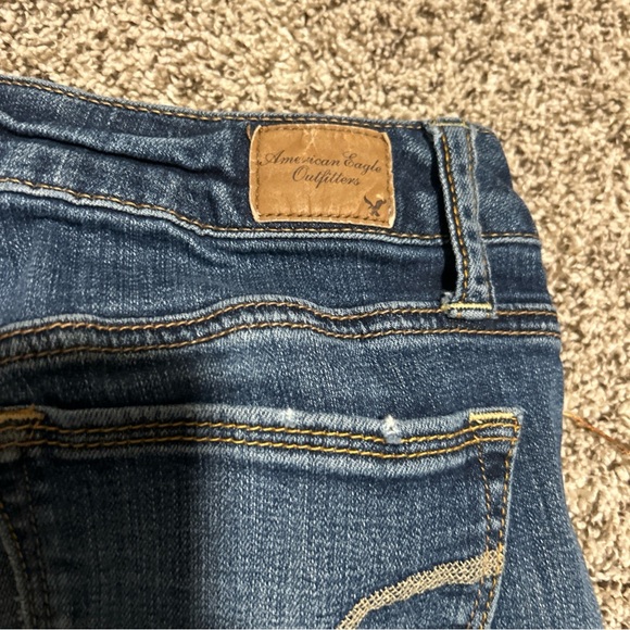 American Eagle Super Stretch Women LowriseBootcut Jeans Size 2 Medium Faded Wash - Picture 5 of 13